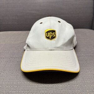 Headmost Beige Cap with Yellow Accent